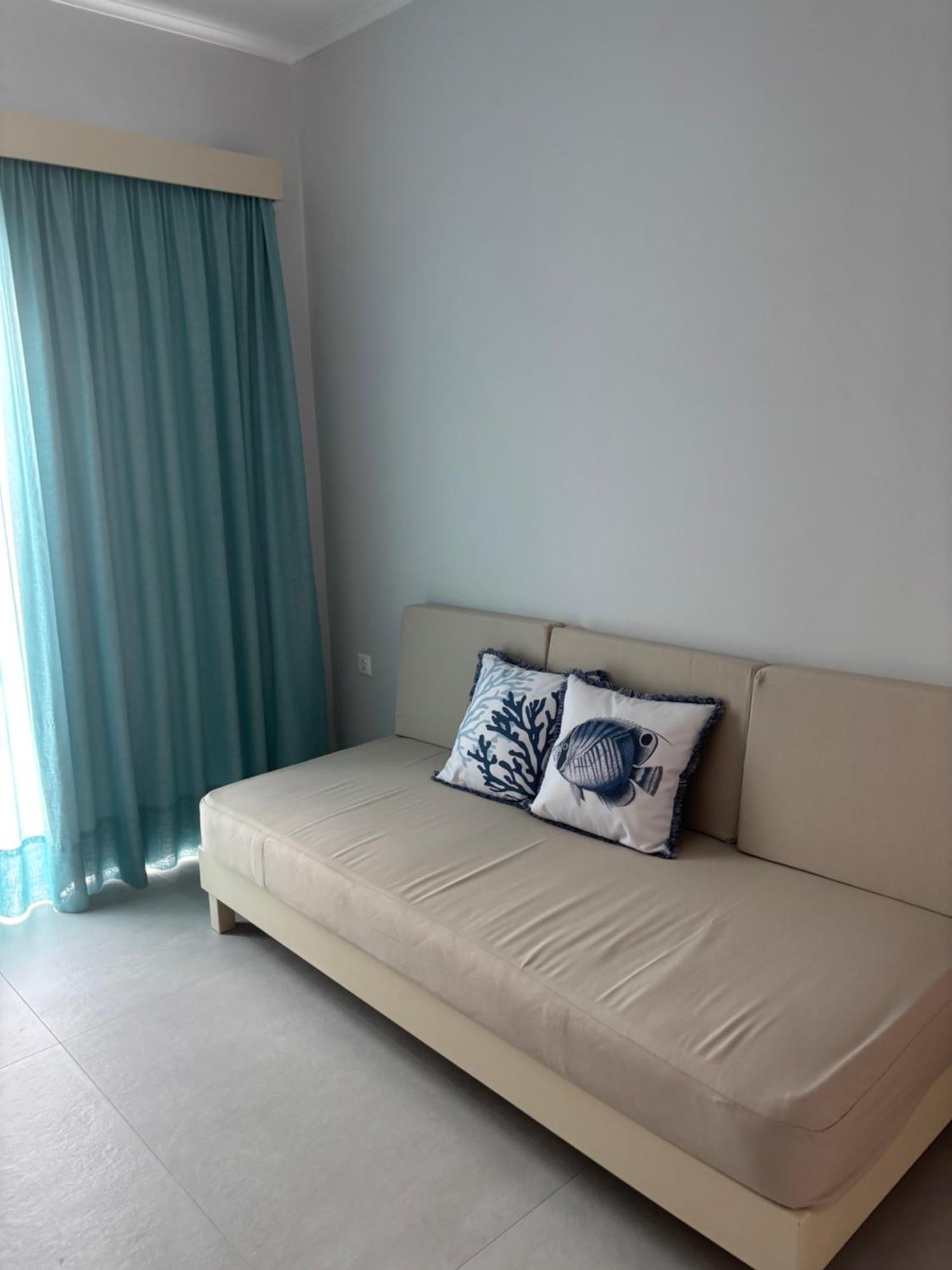 Ninemia Beach Hotel & Suites Agia Marina Eksteriør bilde